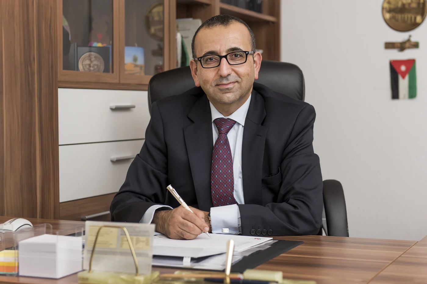 عدنان ربيع · Middle East Office